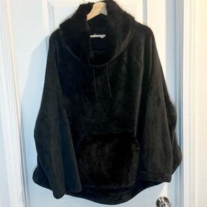 La Vie En Rose Black Cowl Neck Sweater Size Large / XLarge